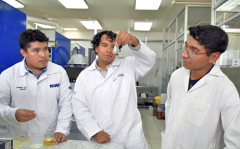 Estudiantes proponen reactor híbrido para producir biogás y biodiésel